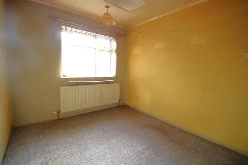 3 Bedroom House For Sale With Off Road Parking