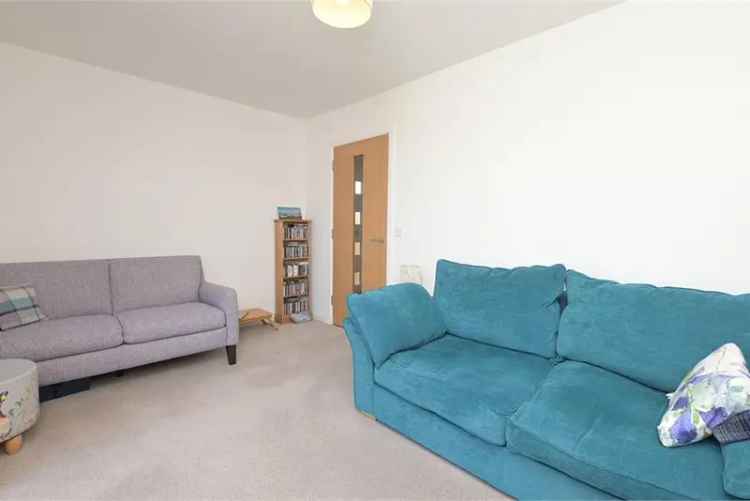 3 Bed Semi-Detached House West Bonnington Drive