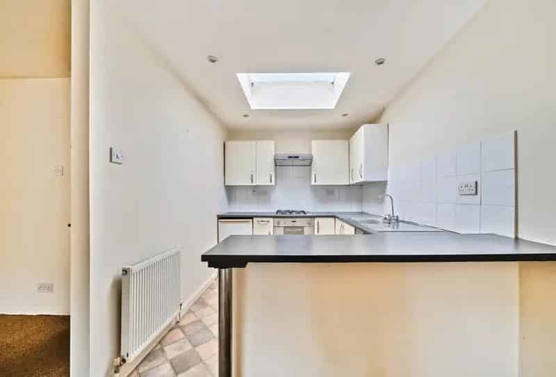 2 Bedroom Apartment for Sale in North Street