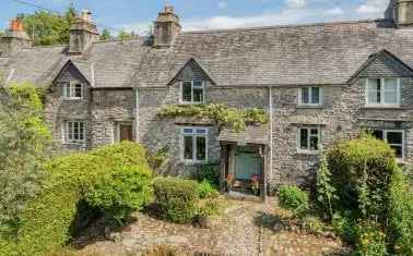 House For Sale in South Hams, England