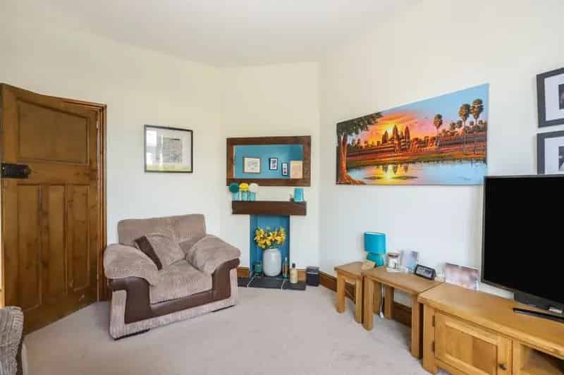 Three Bedroom Detached House in Penn