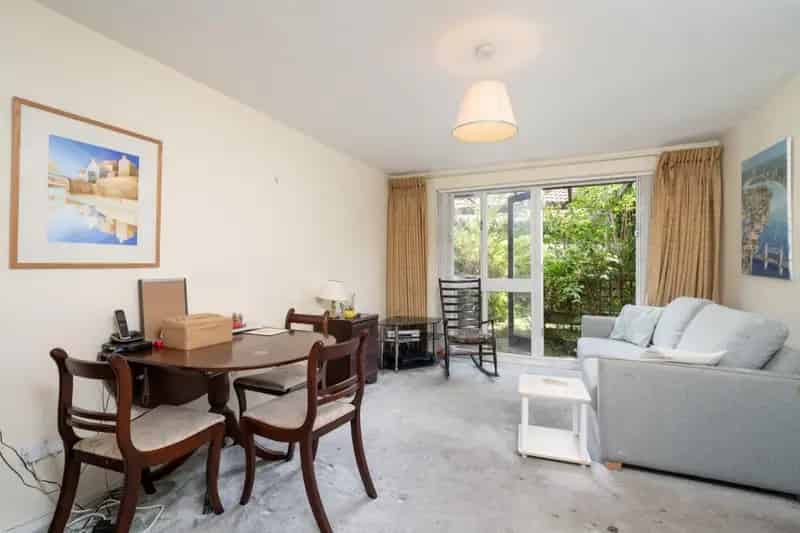 1 Bedroom Flat for Sale in Camberwell
