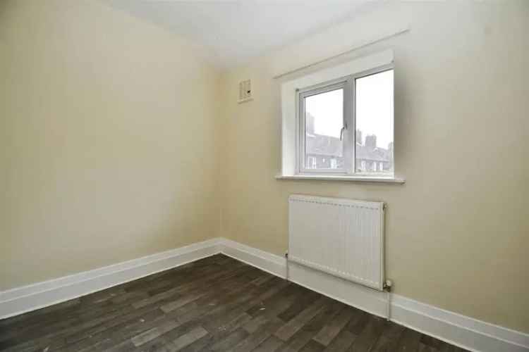 3 Bedroom End Terrace House for Sale