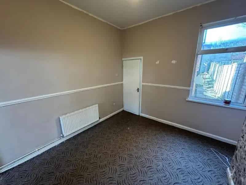 2 Bed Mid Terrace House for Sale
