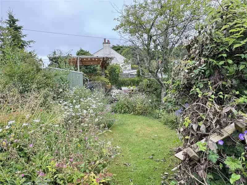 2 Bedroom Grade II Listed Cottage for Sale in Grampound