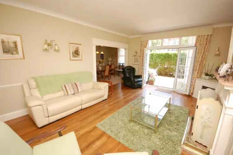 4 Bedroom Apartment for Sale Near Beach