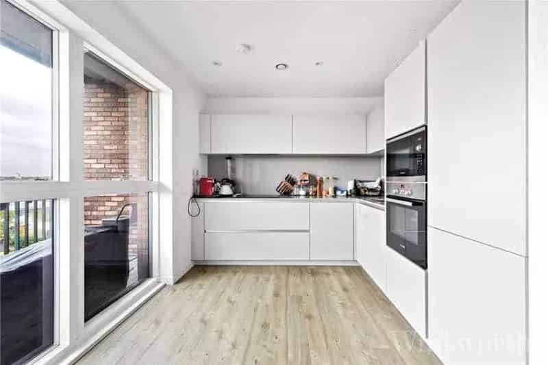 2 Bedroom Flat for Sale in Purbeck Gardens
