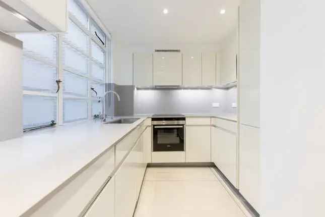 Flat to rent in Sloane Street, London SW1X