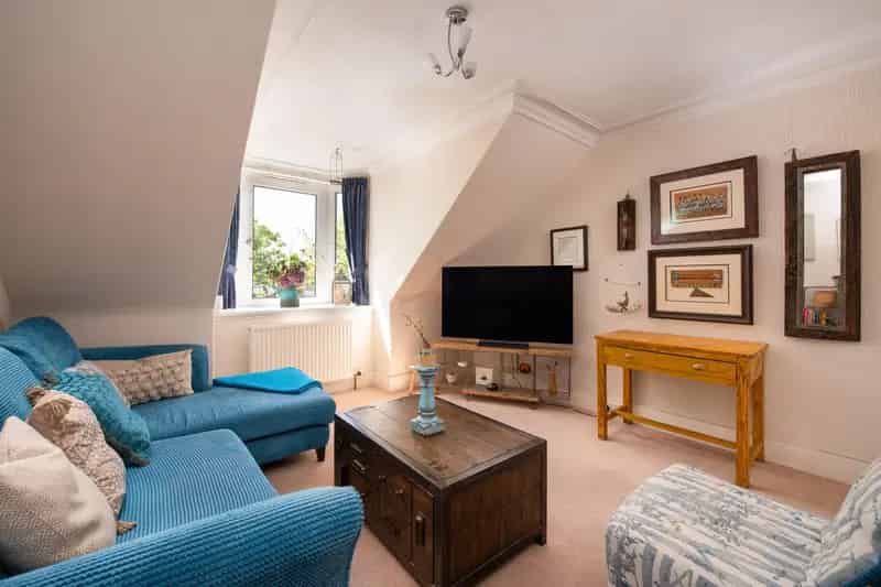 2 Bedroom Flat in Rosemount Aberdeen - First Time Buyer or Buy to Let