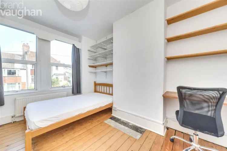5 Bedroom Student House Bills Inclusive