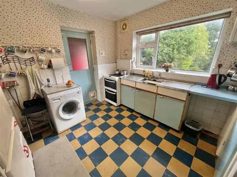 4 Bed Detached House for Sale Near Wilmslow Town Centre