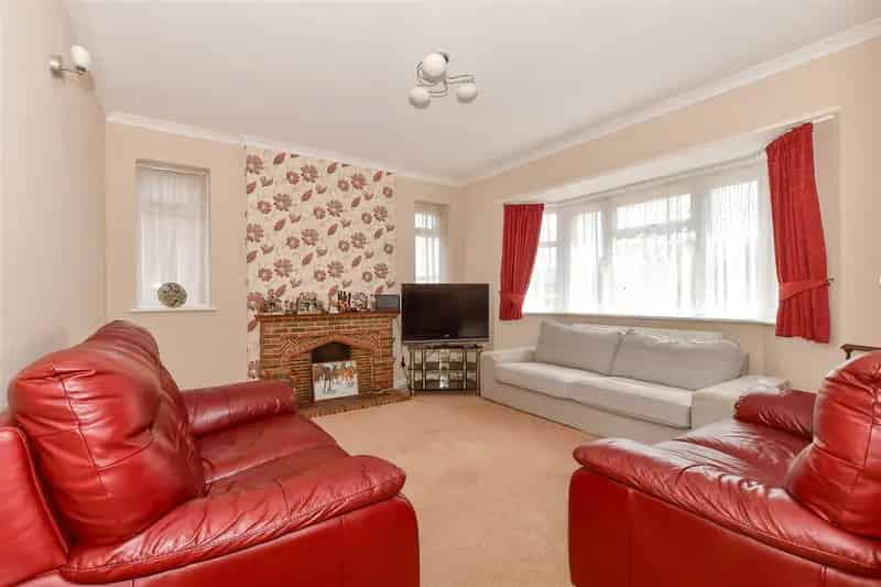 3 Bedroom Detached Bungalow for Sale Near Seafront