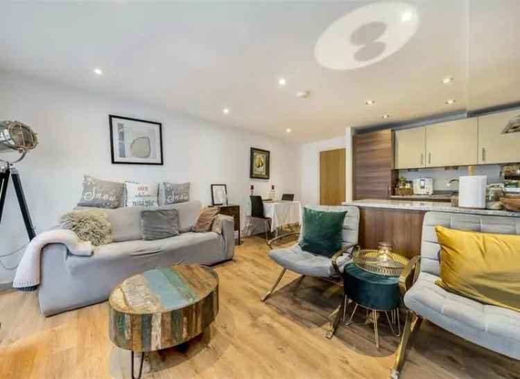 Spitalfields Market 2 Double Bedroom Apartment