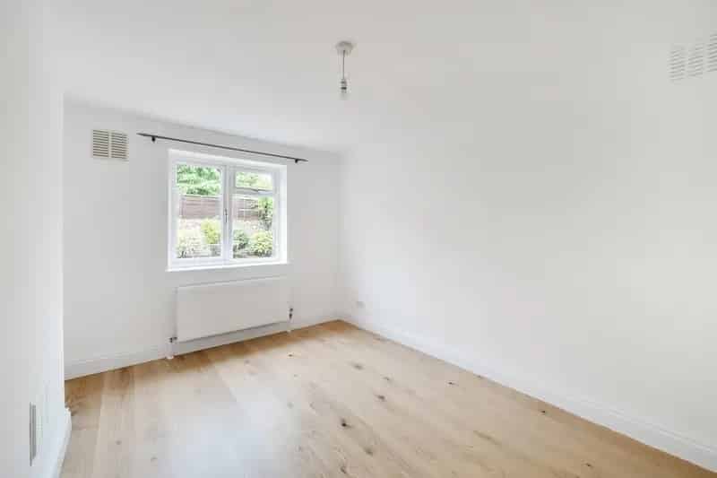 1 Bedroom Flat to Rent - Newly Refurbished