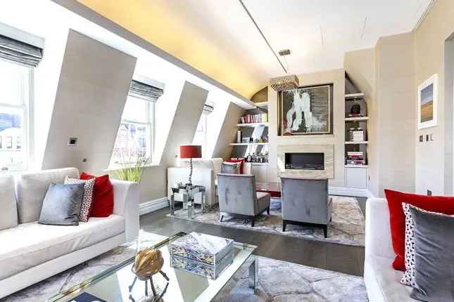Luxury Two-Bedroom Penthouse Apartment near Kensington Gardens