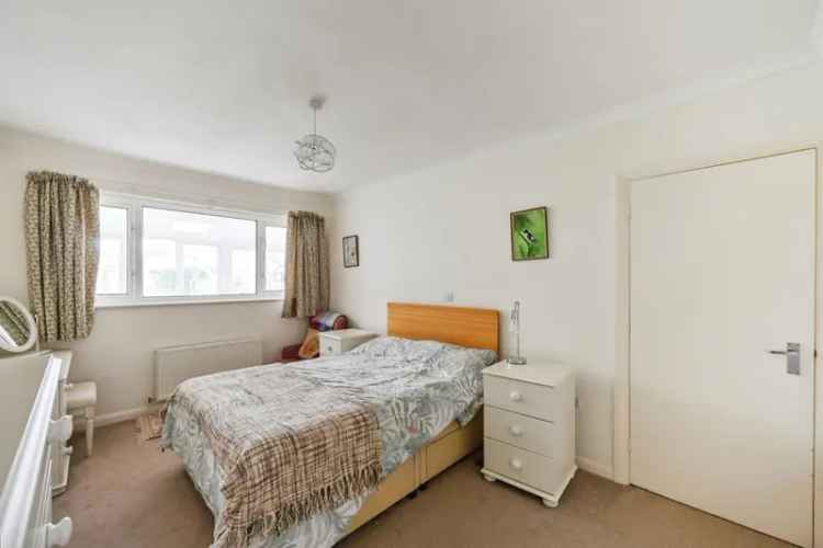 Two Bedroom Semi-Detached Bungalow in Mickleover Derby