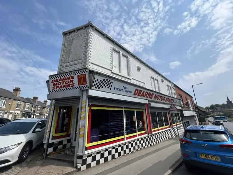 Commercial Unit For Sale Via Online Auction