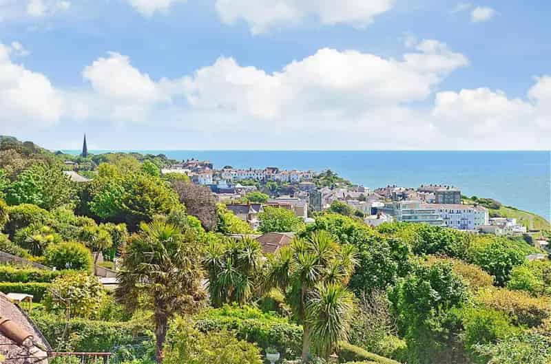 3 Bedroom Detached House for Sale Ventnor Isle of Wight