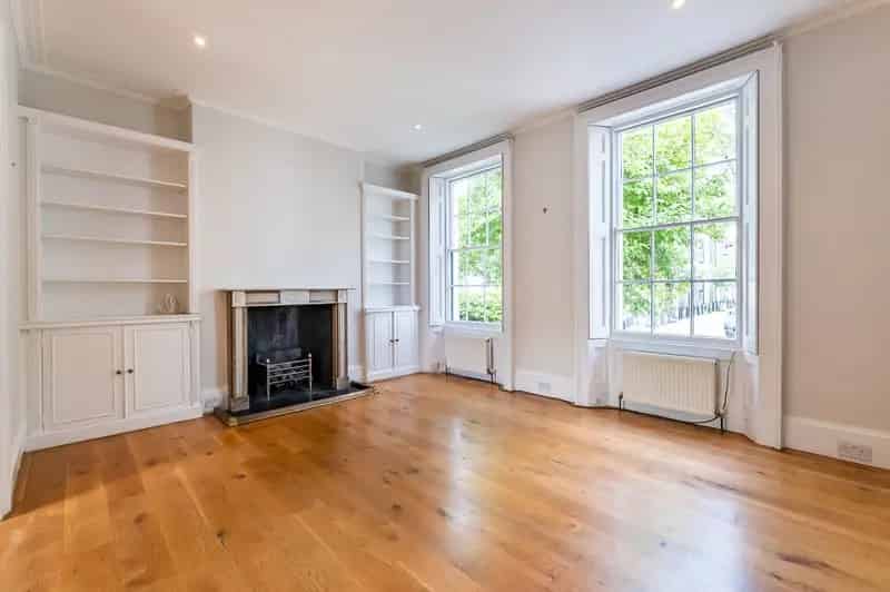 5 Bedroom Semi-Detached House for Sale in Kensington