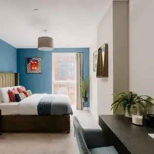 2 Bed 75m² Manchester Flat  Free WiFi Gym Concierge