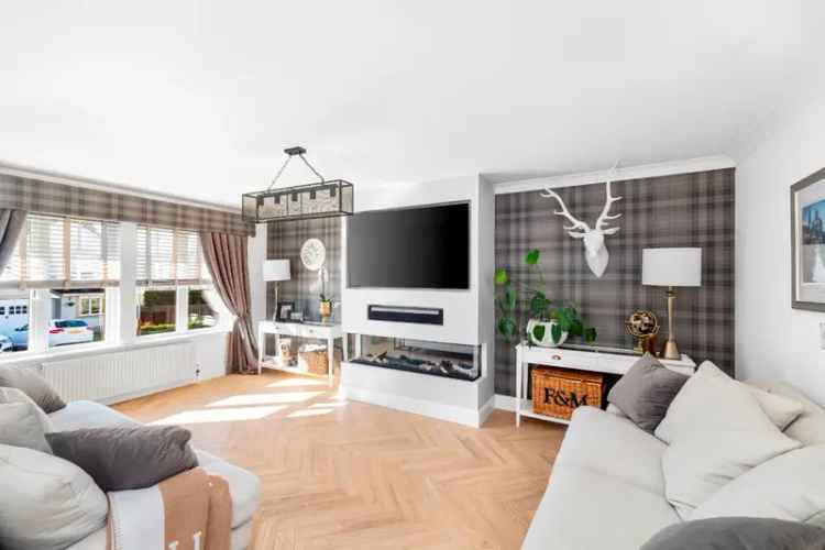 4 Bedroom Detached House for Sale in Liff