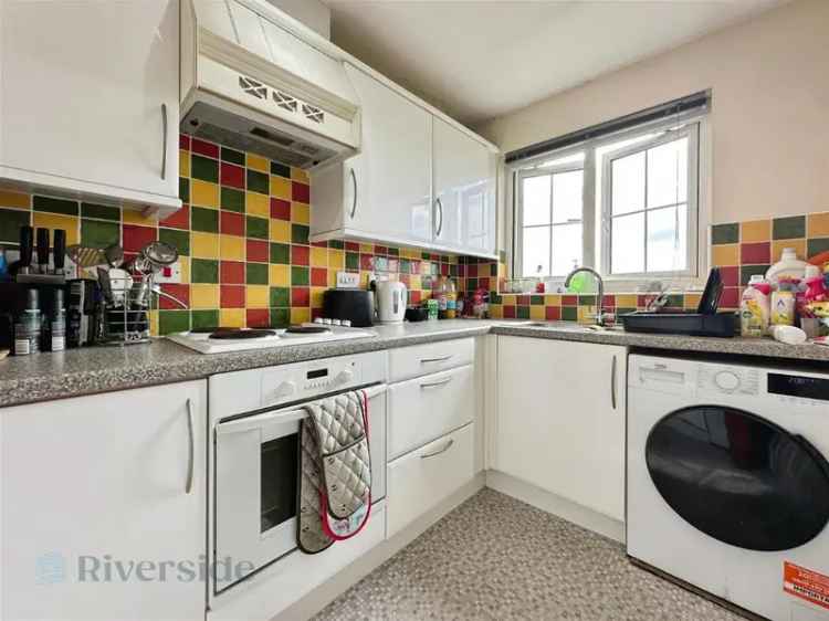 2 Bed Flat for Sale Victoria Dock Top Floor Apartment Allocated Parking