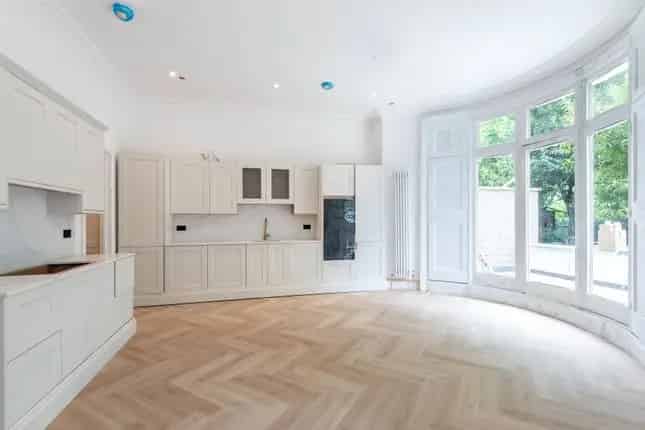 3 Bed Flat for Sale Adamson Road Belsize Park London NW3