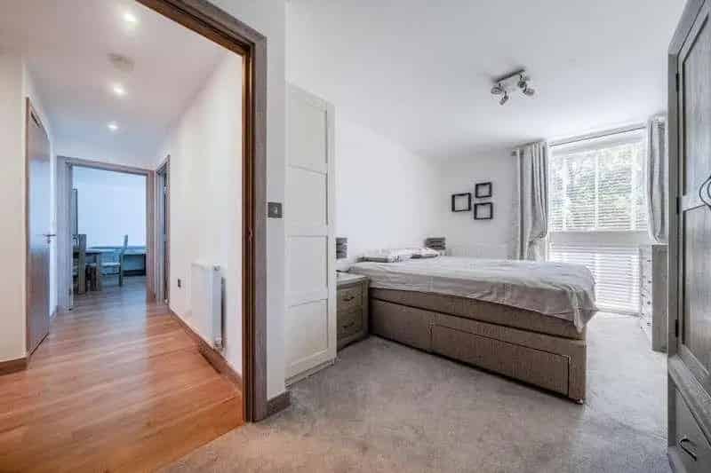 2 Bed Flat for Sale in Heyford Park