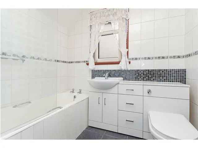 2 Bedroom Semi-Detached Villa For Sale