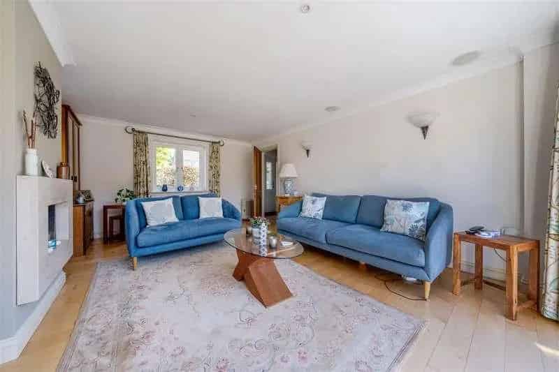5 Bed Detached House for Sale Ascott Under Wychwood