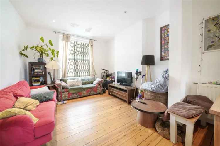 2 Bedroom Flat London Private Garden Ground Floor