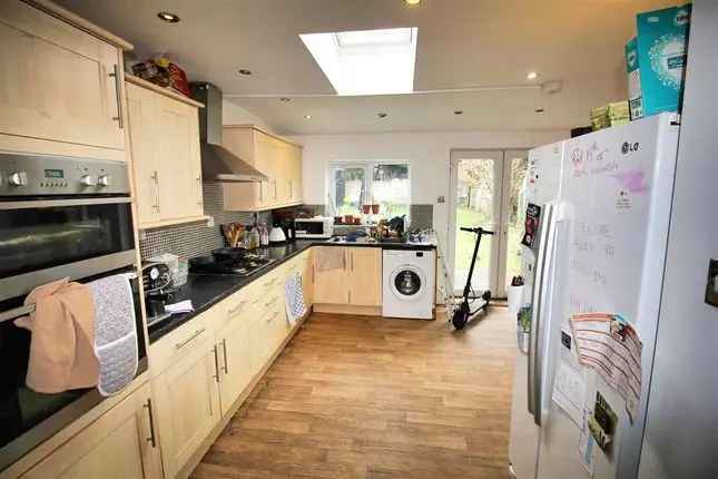 4 Bedroom Student House Frenchay Bristol Parking Garden September 2025