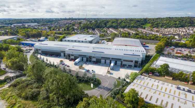 Brand New Warehouse Unit Available Now Near Central London