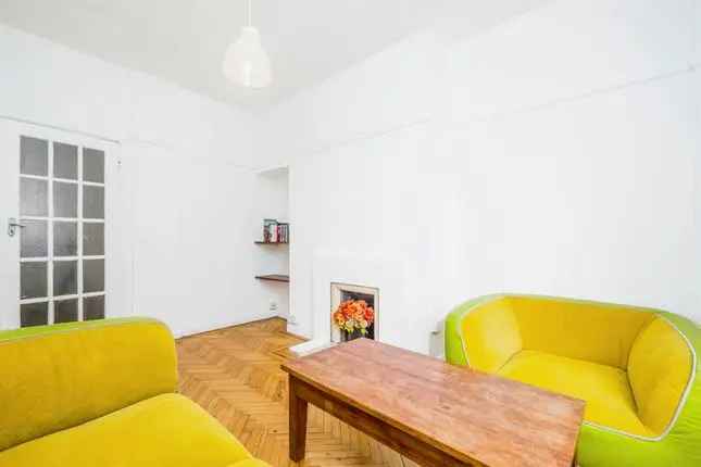 Flat for sale in Westgate Street, Cardiff CF10