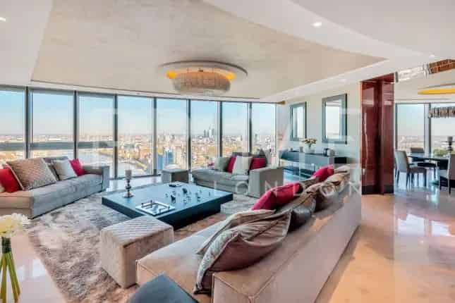 Luxury Flat for Sale in The Tower One St George Wharf London