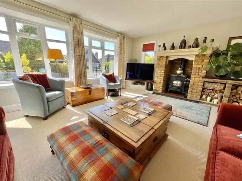 4 Bedroom Bungalow Milford on Sea
