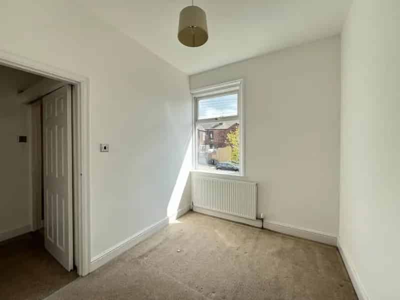 2 Bed Terrace House for Sale Gee Cross Village