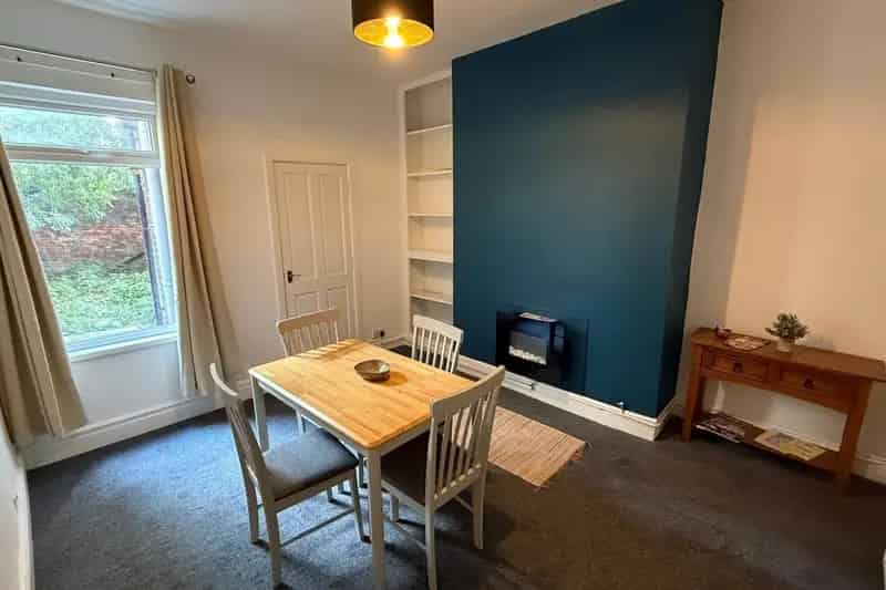 2-Bedroom Furnished House Near Rotherham Town Centre