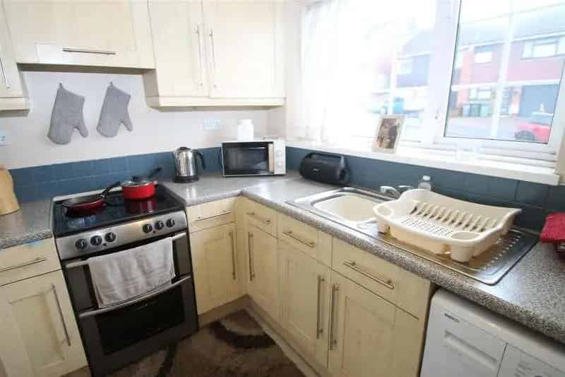 2 Bed Semi-Detached House For Sale