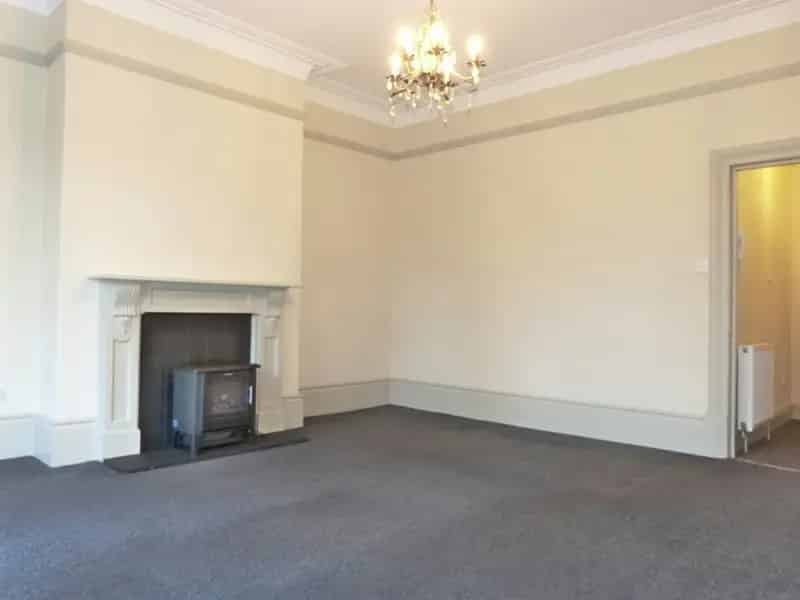 Spacious 2-Bedroom Ground Floor Flat with Patio and Large Cellar