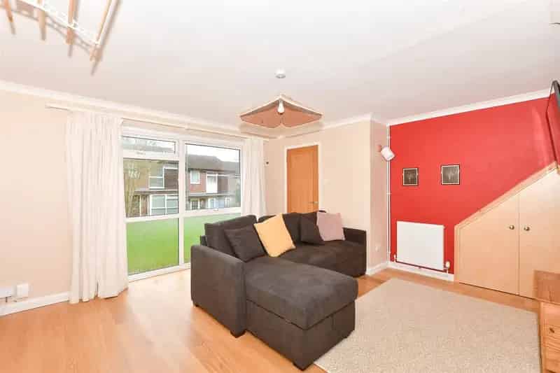 3 Bedroom End Terrace House for Sale Haywards Heath