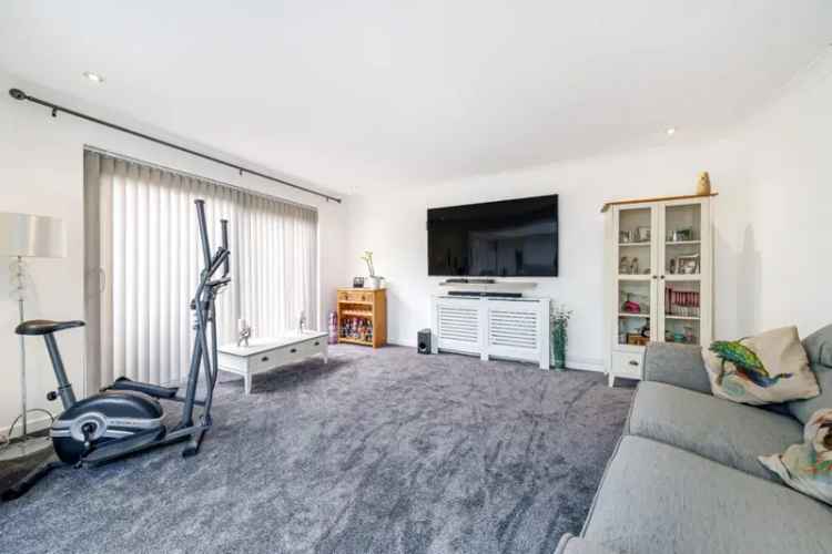3 Bedroom Bungalow For Sale 1432 SQ FT