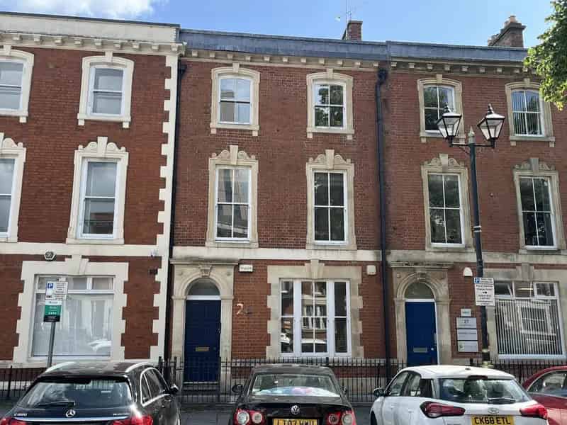 302 sq m Modern Office Building For Sale in Central Cardiff