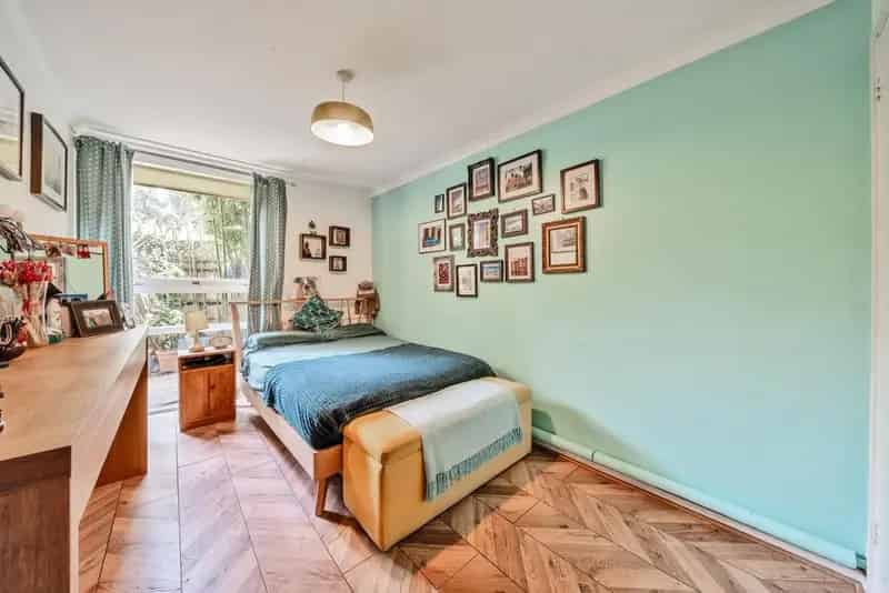 One Bedroom Apartment Near Camberwell Green