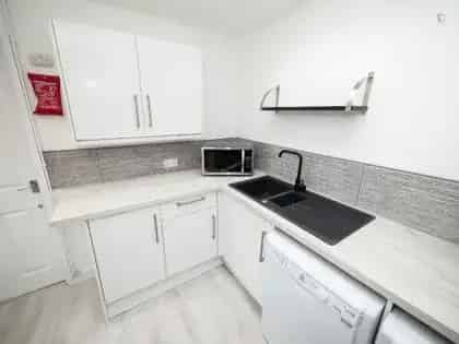 7 Bedroom House Birmingham 69m²