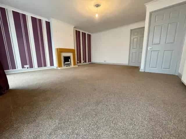 3 Bedroom House Kidderminster Zero Deposit Option Available