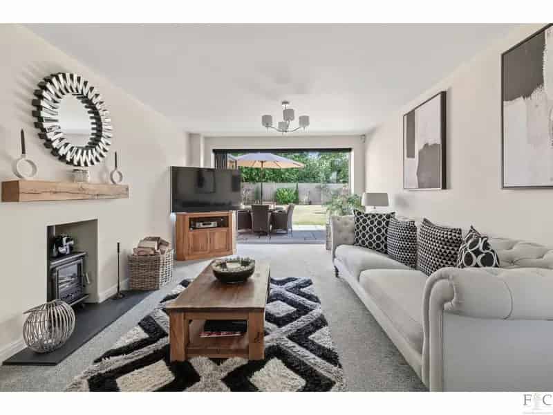6 Bedroom Detached House for Sale Gilmorton