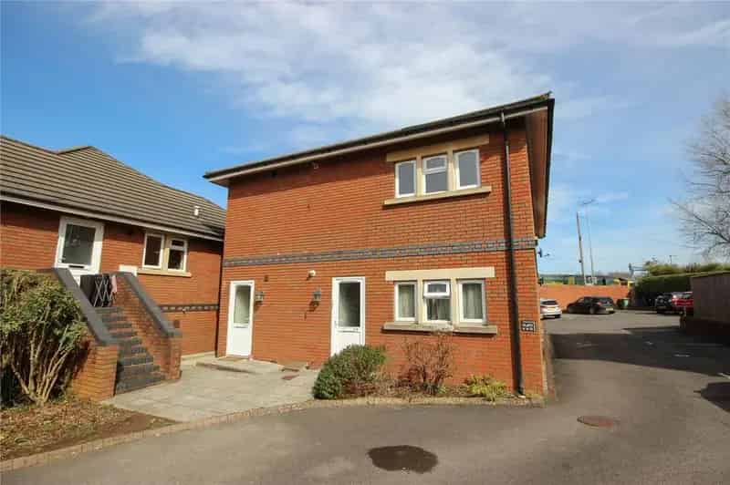 2 bedroom apartment to rent