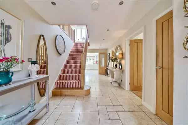 Stunning 4-Bedroom Home with Stables and Paddock