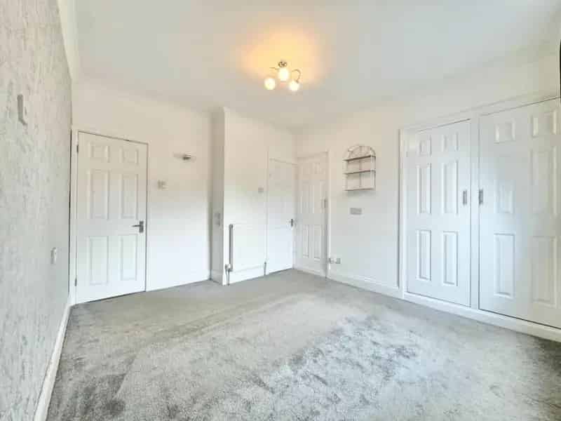 2 Bed House for Sale - Newly Renovated Town Centre Home